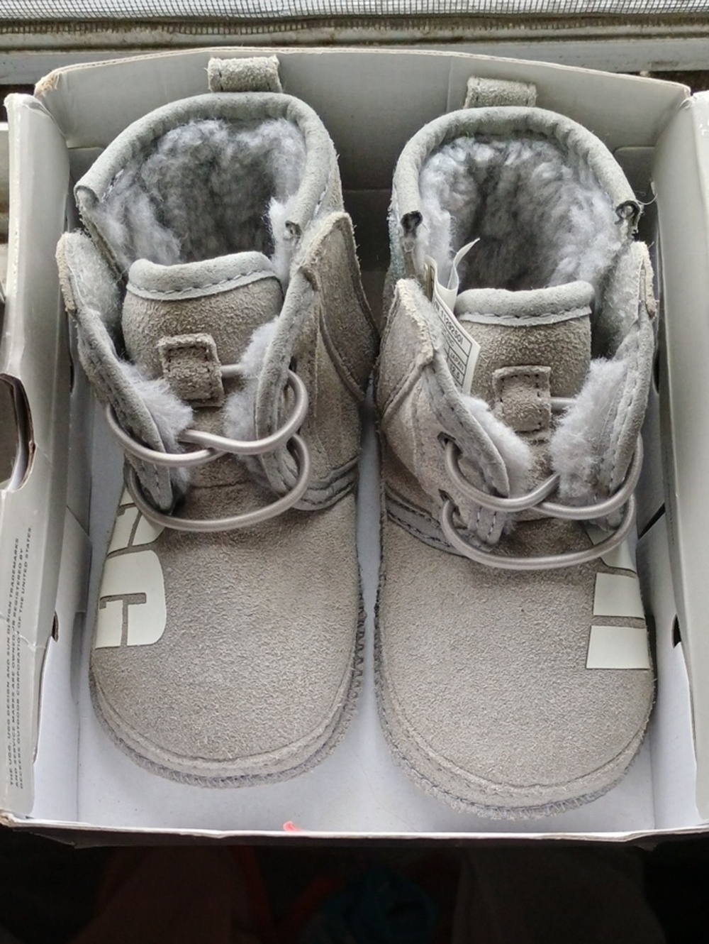 Baby Toddler Size 4 Gray Suede Fur Lined Ugg Boots